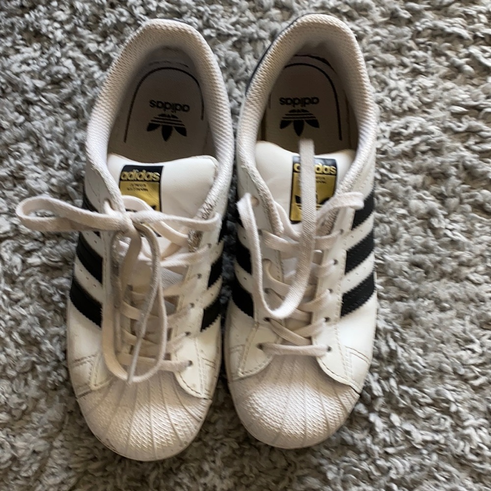 Boys adidas shoes size 2 worn only once